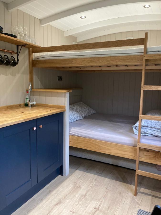 Herdwick Shepherd Hut Exeter Exterior photo